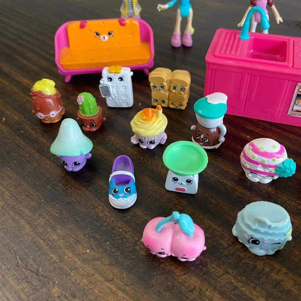 Shopkins Happy Places Shoppies Doll Lot Furniture Kitchen Sofa Chairs Miniatures